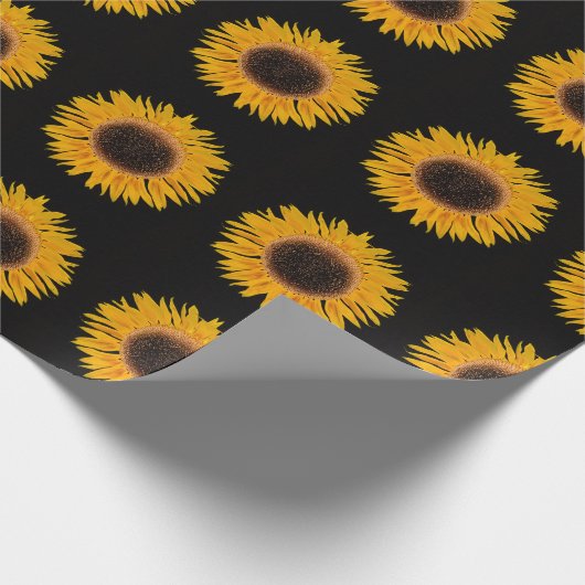 Sonnenblumen Single Schwarzer Hintergrund Blumenmu Geschenkpapier (Ecke)