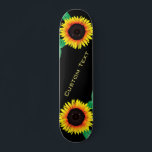 Sonnenblumen Skateboard - Benutzerdefinierter Text<br><div class="desc">Sonnenblumen Skateboard - Fügen Sie Ihren Text / Name / Jahr / Nummer / Logo / Mehr.. - Wählen Sie / fügen Sie Ihren bevorzugten Hintergrund und Textfarben / Schriftart / Größe!</div>