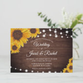 Sonnenblumen & Streichelleuchten auf Holz Rustikal Einladung (Stehend Vorderseite)