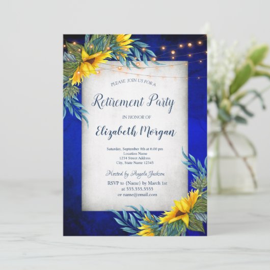 Sonnenblumen, String Lights Blue Retirement Einladung (Stehend Vorderseite)