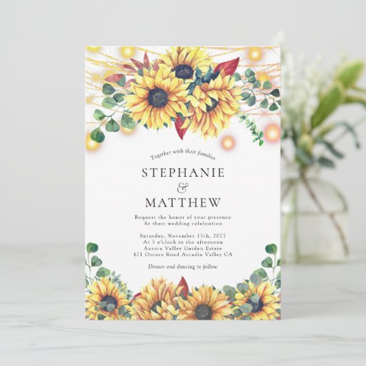 Sonnenblumen String Lights Mason Jars Hochzeit im Einladung (Stehend Vorderseite)
