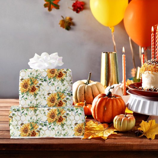 Sonnenblumen und Bienen, die Papier umhüllen Geschenkpapier