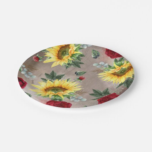 Sonnenblumen und Burgunder Rote Rosen Rustikaler F Pappteller (Schrägansicht)