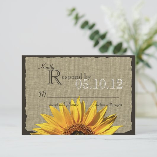 Sonnenblumen und Burlap-Reaktion RSVP Karte (Stehend Vorderseite)