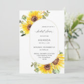 Sonnenblumen und Eukalyptus Brautparty Einladung (Stehend Vorderseite)