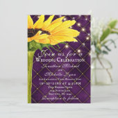 Sonnenblumen und Lila Lichter auf einer Hochzeit Einladung (Stehend Vorderseite)