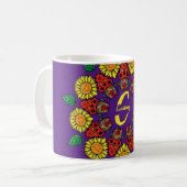 Sonnenblumen und Pilze Personalisiert Mandala Lila Kaffeetasse (Vorderseite Links)