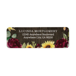 Sonnenblumen und Rote Rosen Rustikale Brauerei Hoc