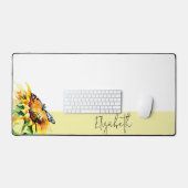 Sonnenblumen und Schmetterling personalisiert Schreibtischunterlage (Tastatur & Maus)