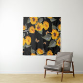 Sonnenblumen und Schmetterlinge: Schwarzer Untergr Wandteppich (Beispiel (Horizontal))