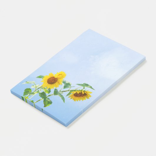 Sonnenblumen unter Blue Sky Post-it Klebezettel (angewinkelt)