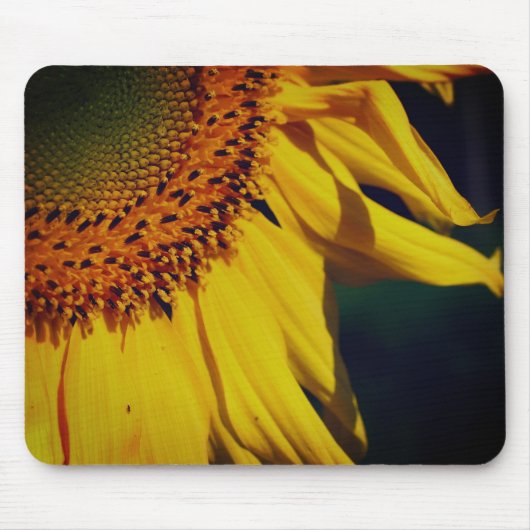 Sonnenblumenblätter Nah Mousepad (Vorne)