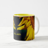 Sonnenblumenblätter Personalisiert Zweifarbige Tasse (VorderseiteRechts)