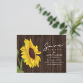 Sonnenblumenblume Rustikale Holzverheiratung rette Ankündigungspostkarte (Stehend Vorderseite)