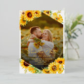 Sonnenblumenfall-Foto Hochzeit Sichern Sie das Dat Folieneinladung (Stehend vorne)