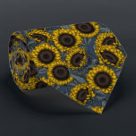 Sonnenblumenfeld 2 krawatte<br><div class="desc">Handgezeichnet Vektormuster mit Sonnenblumen</div>