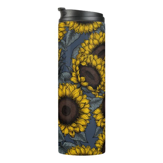 Sonnenblumenfeld 2 thermosbecher (Nach rechts gedreht)