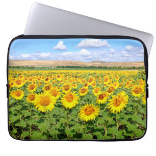 Sonnenblumenfeld Laptopschutzhülle
