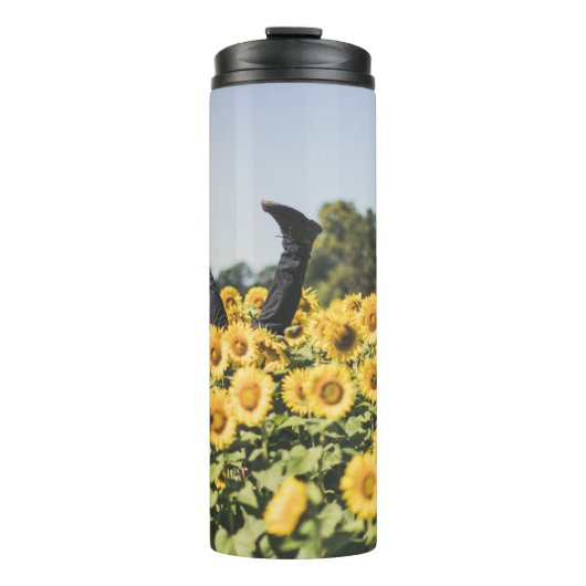 Sonnenblumenfeld tagsüber thermosbecher (Vorderseite)