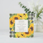 Sonnenblumenfelder Buffalo Karierte Hochzeit Einladung (Stehend Vorderseite)