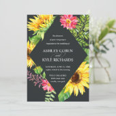 Sonnenblumenhochzeit in Gelb mit dunklem Hintergru Einladung (Stehend Vorderseite)