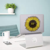 Sonnenblumenmonogramm Aufkleber (Laptop auf Schreibtisch)