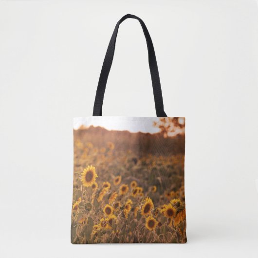 Sonnenblumensonne in ländlicher Feldfarbe Tasche (Vorderseite)
