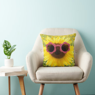 Sonnenbrille auf gelber Sonnenblume Kissen
