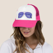 Sonnenbrille auf Hut Truckerkappe (Beispiel)