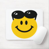Sonnenbrille gehockt auf Hauptgesicht Mousepad (Mit Mouse)