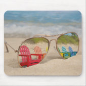 Sonnenbrille mit Liegestühlen Mousepad (Vorne)