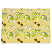 Sonnenbrille und Sonnenhut mit klarem Strandbild Große Geschenktüte (Vorderseite)