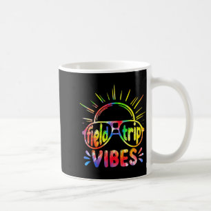 Sonnenbrillen-Ausflugsvibes Tie Dye Field Day Kaffeetasse