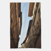 Sonnendurchflutete Straße Geschirrtuch (Vertikal)