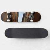 Sonnendurchflutete Straße Skateboard (Horizontal)