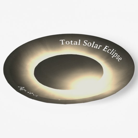 Sonnenfinsternis 2024, 8. April Pappteller (Schrägansicht)