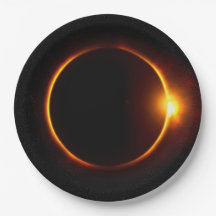 Sonnenfinsternis dunkler Sun u. Mond