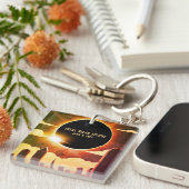 Sonnenfinsternis insgesamt CITY 8. April 2024 Sonn Schlüsselanhänger (Vorderseite rechts)