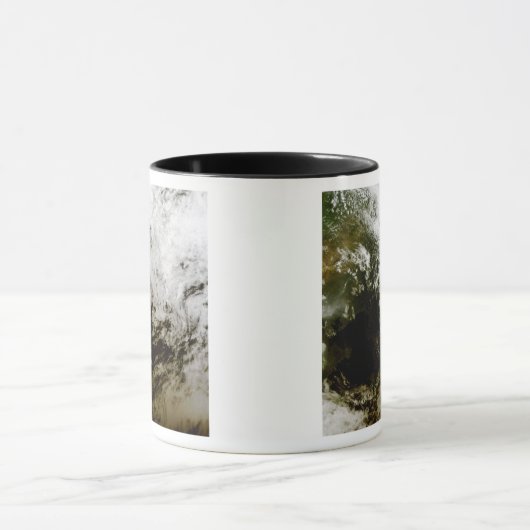 Sonnenfinsternis über Südostasien Tasse (Zentrum)