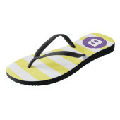 Sonnengelb gestreift mit lila Monogramm Badesandalen (Schrägansicht)