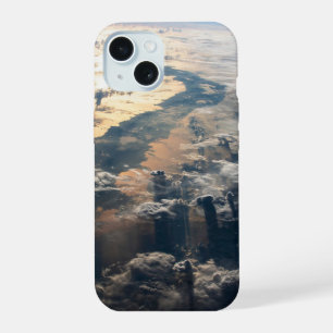 Sonnenglanz strahlt von der Celebes-See in Südosta iPhone 15 Hülle