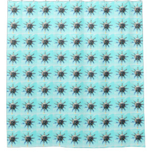 Sonnenkollektoren mit hellblauem Muster Duschvorhang