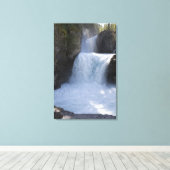 Sonnenlicht auf Wasserfällen auf der Seite eines B Leinwanddruck (Insitu (Holzboden))