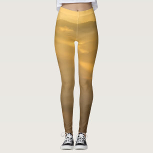 Sonnenlicht strahlt am Nebel Leggings