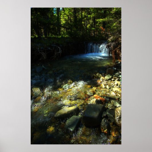 Sonnenlicht und Wasserfall Poster (Vorne)