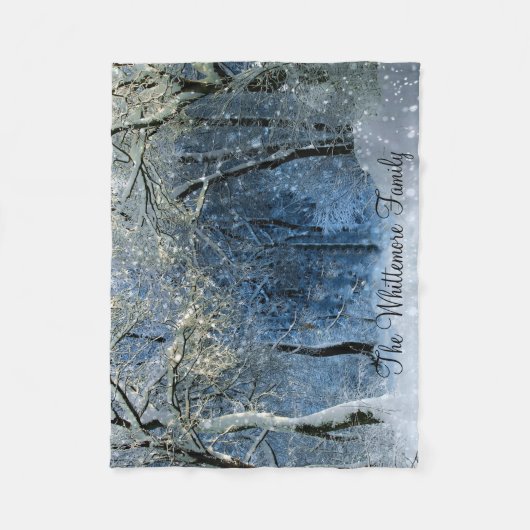 Sonnenlichtschnee Winterwald Name Fleece Blankon (Vorderseite)