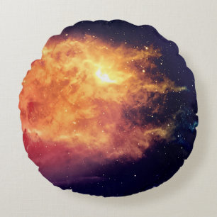 Sonnens Feuer quer durch das Universum Rundes Kissen