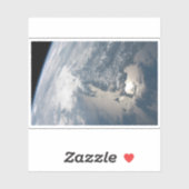 Sonnenschein im Wasser der Erde. Aufkleber (Blatt)