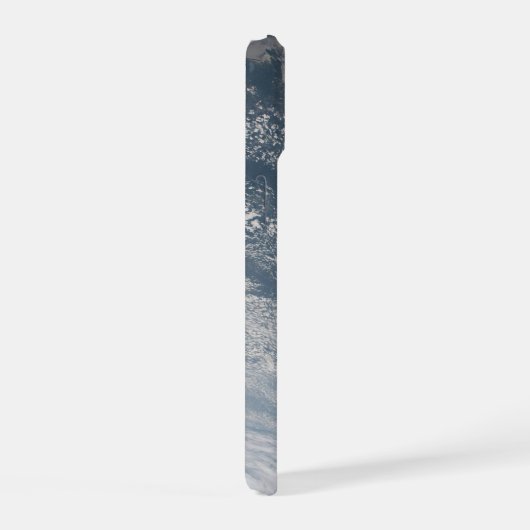 Sonnenschein im Wasser der Erde. iPhone 15 Hülle (Rechte Seite)