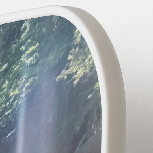 Sonnenschein in den Termas Geometrien, Conaripe Pickleball Schläger (Linke Seite)